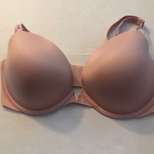 Victoria’s Secret Sexy Illusions Push-up Bra